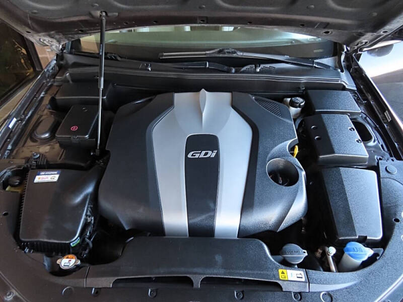 2014 Hyundai Genesis 3.8L