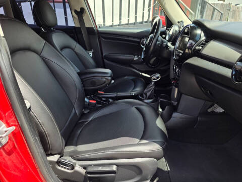 2018 MINI Hardtop 4 Door Cooper