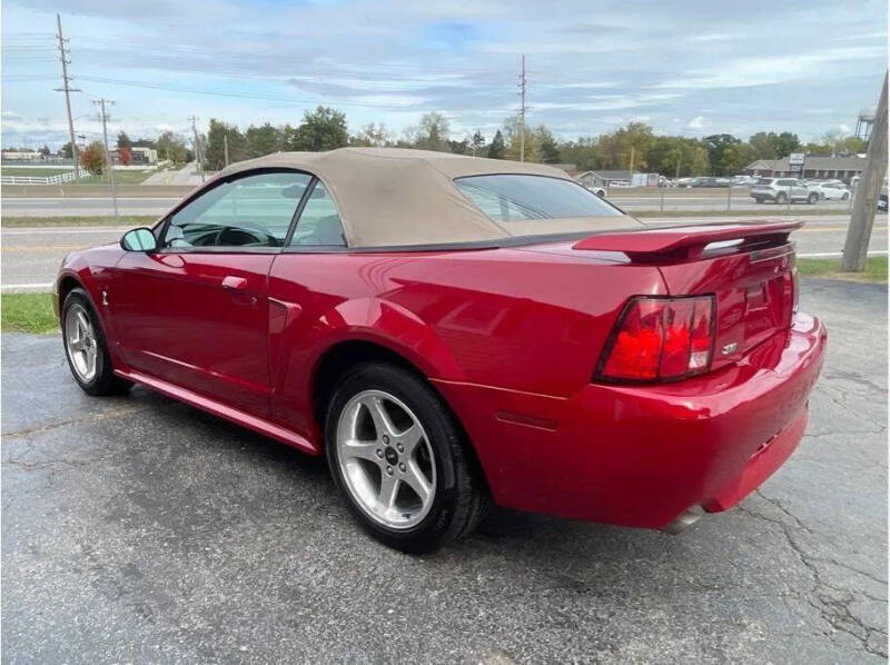 2001 Ford Mustang SVT Cobra