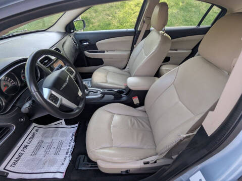 2013 Chrysler 200 Limited