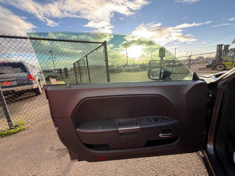 2013 Dodge Challenger R/T Plus