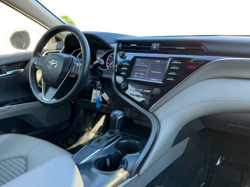 2018 Toyota Camry LE
