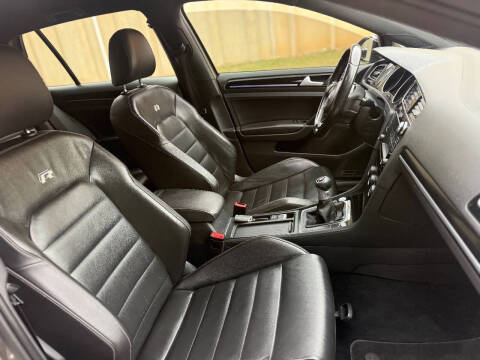 2016 Volkswagen Golf R 4Motion