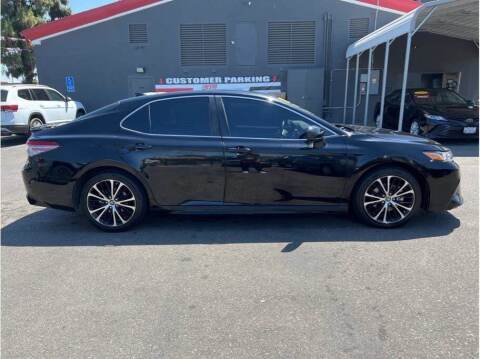 2019 Toyota Camry for sale at USED CARS FRESNO in Clovis CA