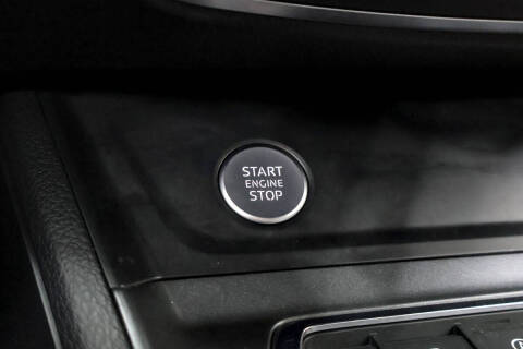 2019 Audi Q3 quattro S line Prem Plus 45 TFSI