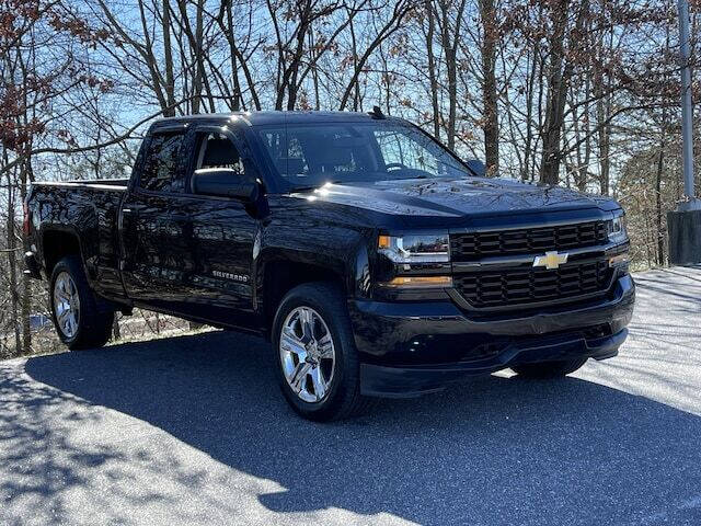2017 Chevrolet Silverado 1500 Custom
