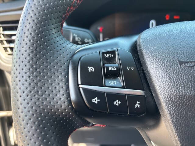 2023 Ford Escape ST-Line