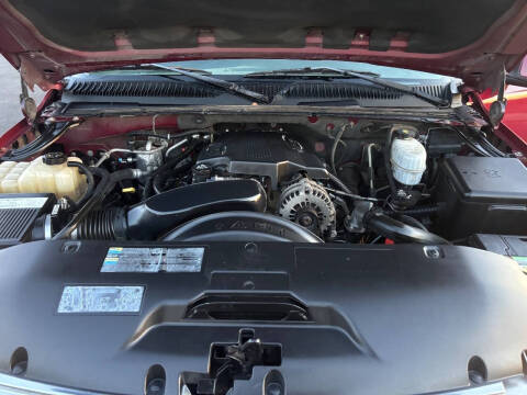 2004 Chevrolet Suburban 2500 LS