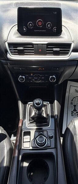 2017 Mazda MAZDA3 Touring 2.5