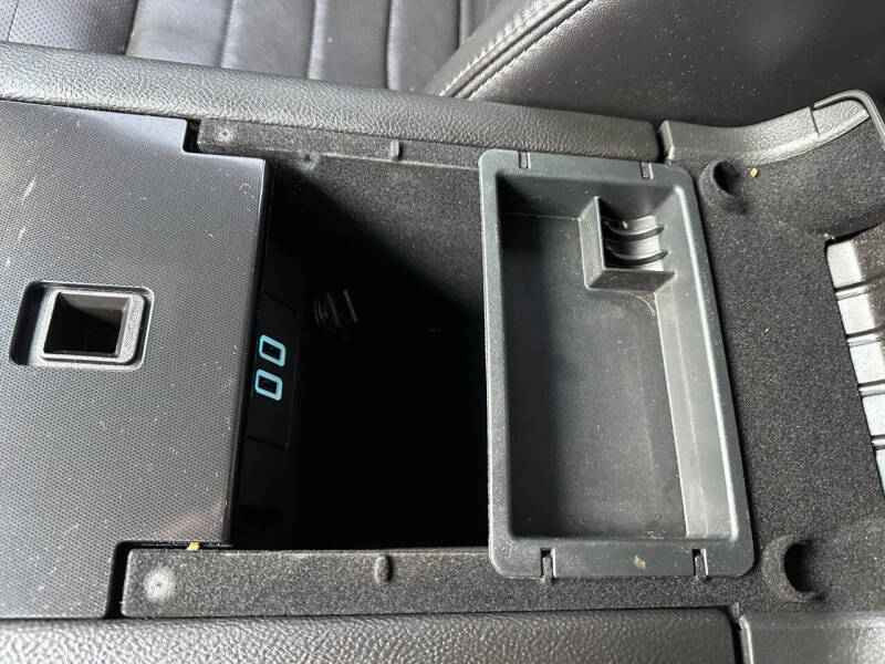 2017 Ford Taurus SHO