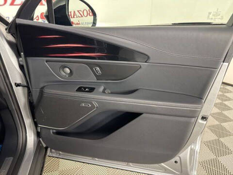 2025 Lincoln Nautilus Hybrid Reserve