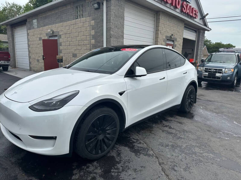 2023 Tesla Model Y Long Range