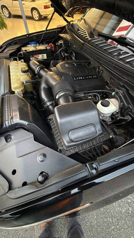 2019 Lincoln Navigator L Black Label