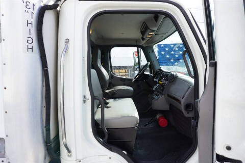 2018 Freightliner M2 106