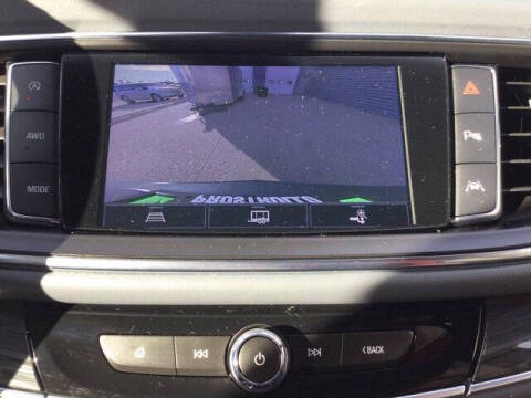 2022 Buick Enclave Essence