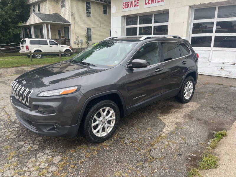 2014 Jeep Cherokee for sale at RIDGEWAY INC in Ashtabula OH