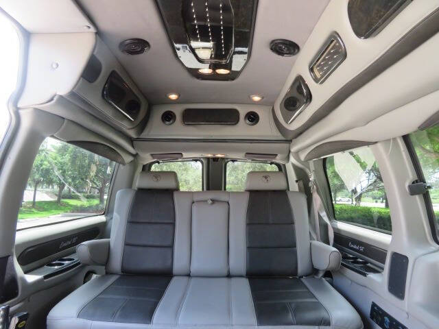 2019 GMC Savana 2500