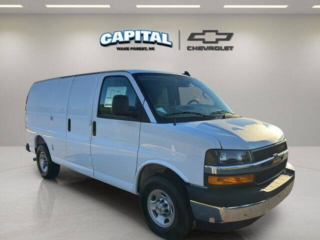 2025 Chevrolet Express 2500
