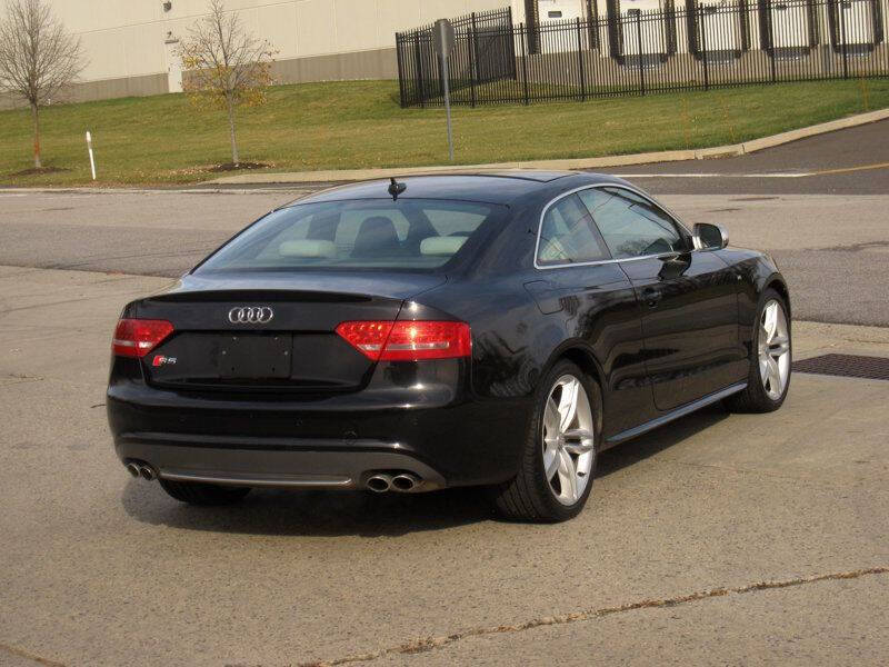 2011 Audi S5 4.2 quattro Prestige