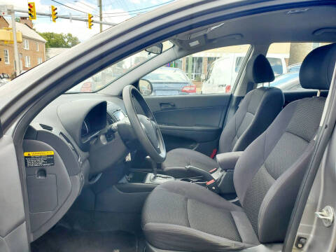 2011 Hyundai Elantra Touring GLS