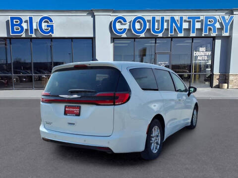 2024 Chrysler Pacifica Touring L