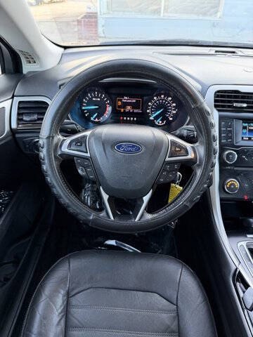 2013 Ford Fusion SE