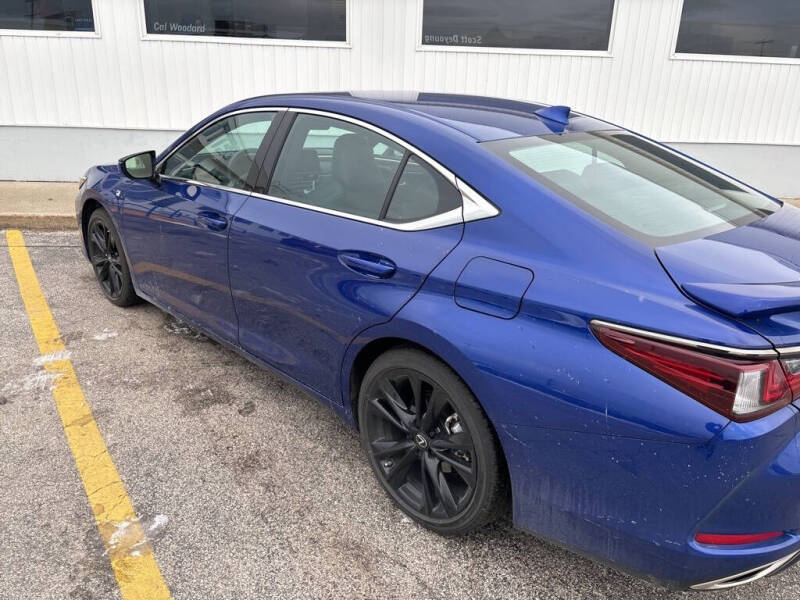 2024 Lexus ES 350 F SPORT Handling photo 3