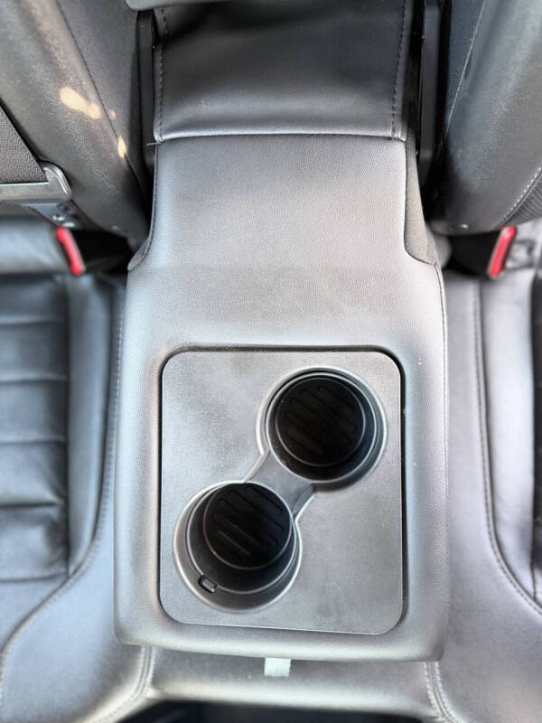 2016 Ford Taurus SHO