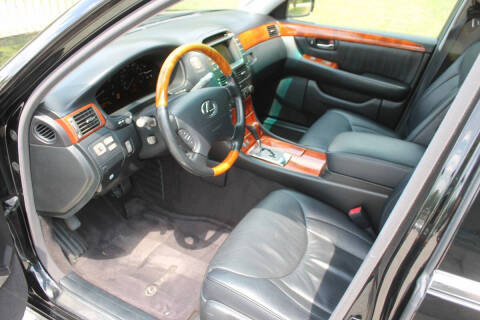 2004 Lexus LS 430