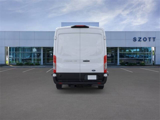 2025 Ford Transit 250