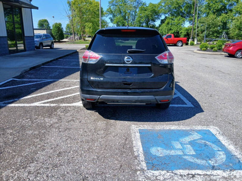 2015 Nissan Rogue S
