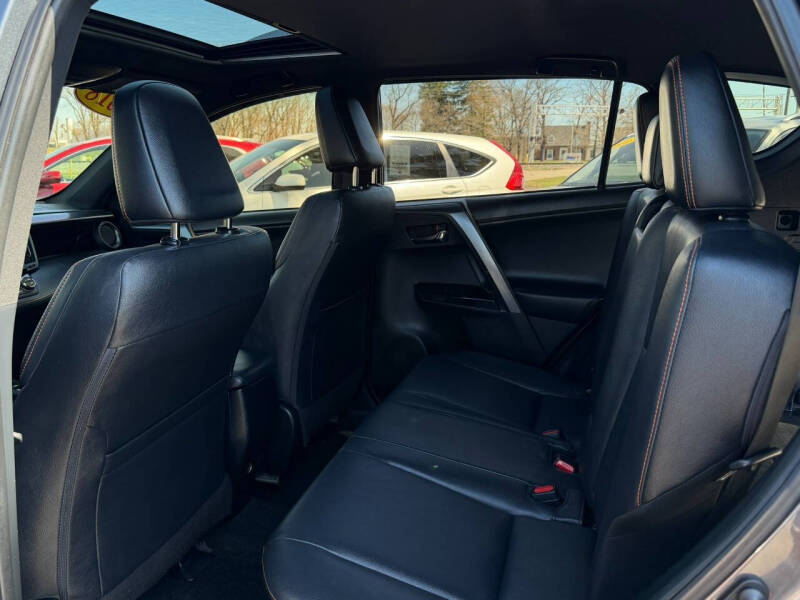 2018 Toyota RAV4 SE