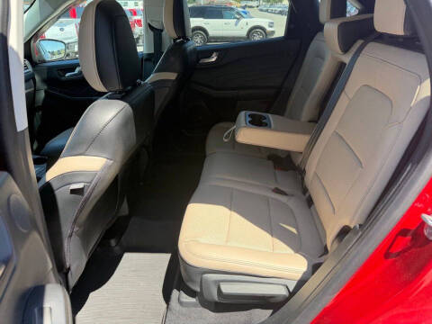 2021 Ford Escape Titanium