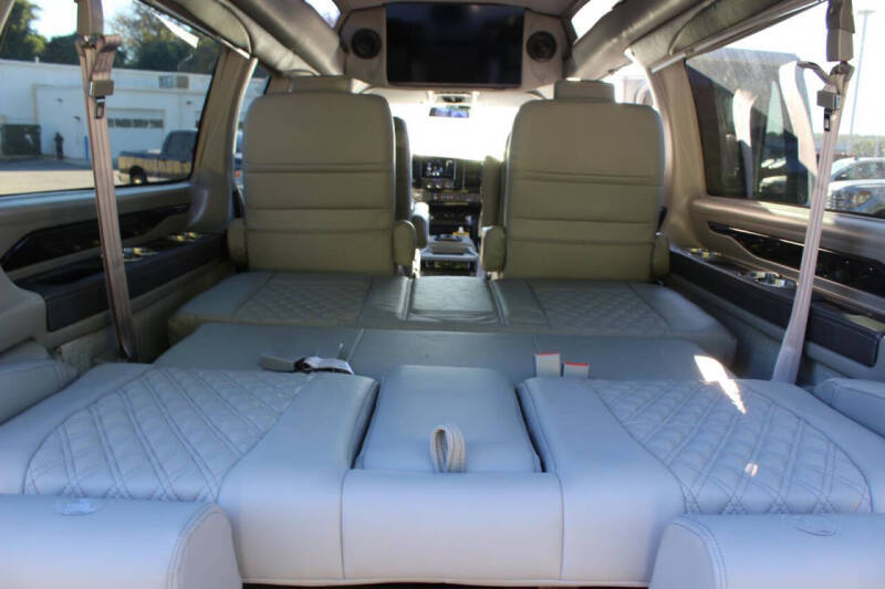 2025 Chevrolet Express 2500