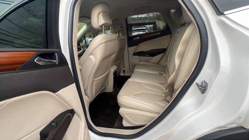 2017 Lincoln MKC Select