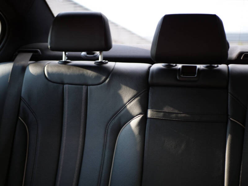 2019 BMW 5 Series 540i