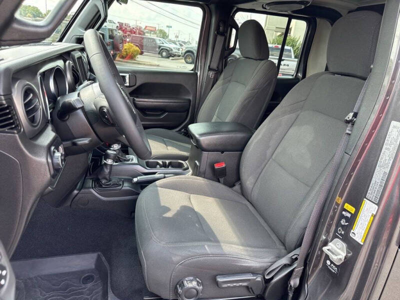2023 Jeep Gladiator Willys