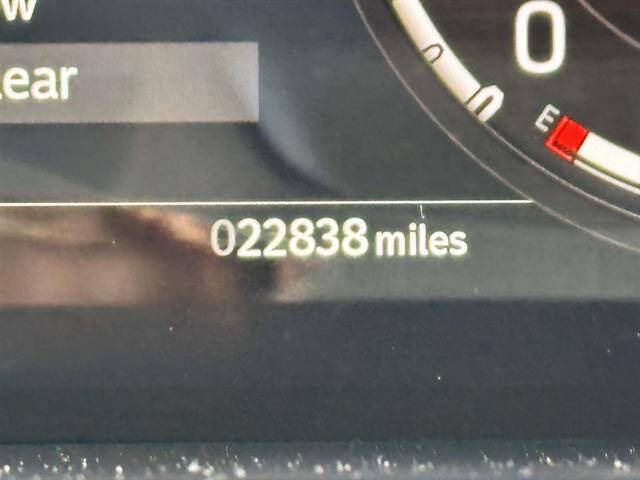 2024 Land Rover Defender 110 P400 S