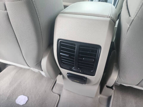 2014 Ford C-MAX Hybrid SE