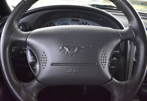 2003 Ford Mustang Mach 1 Premium