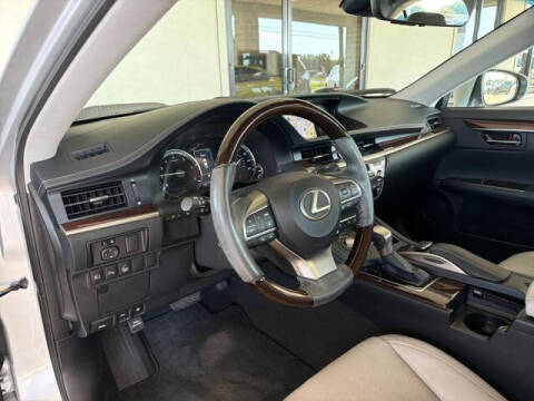 2017 Lexus ES 350