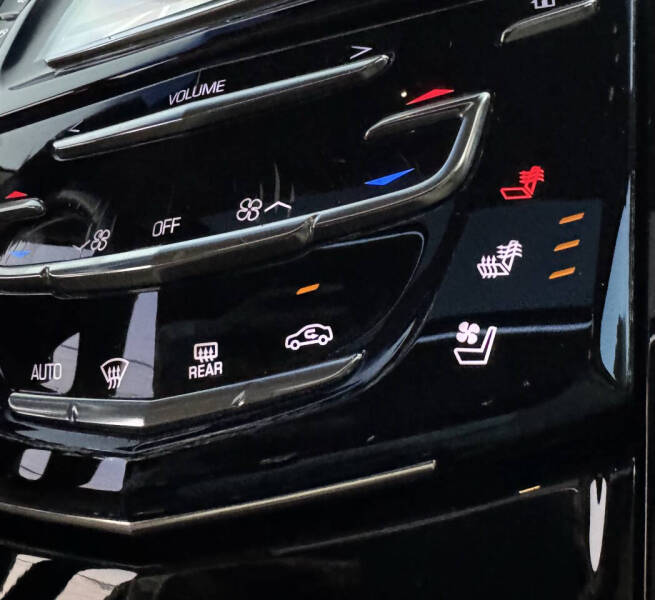 2017 Cadillac Escalade Luxury