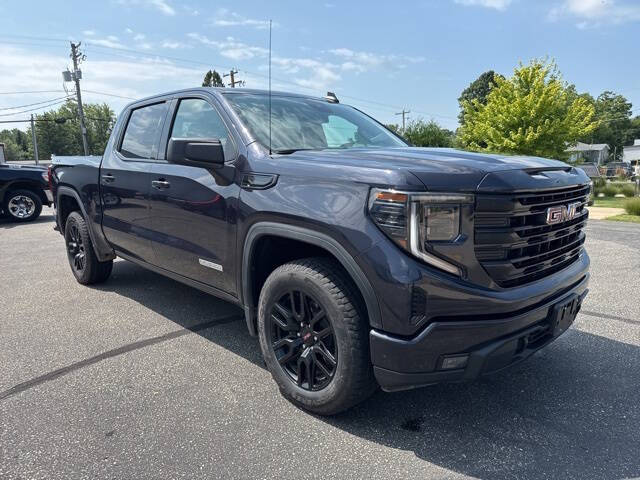 2024 GMC Sierra 1500 Elevation Standard