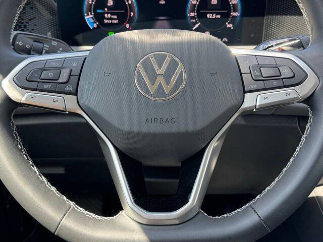 2025 Volkswagen Tiguan SE 4Motion