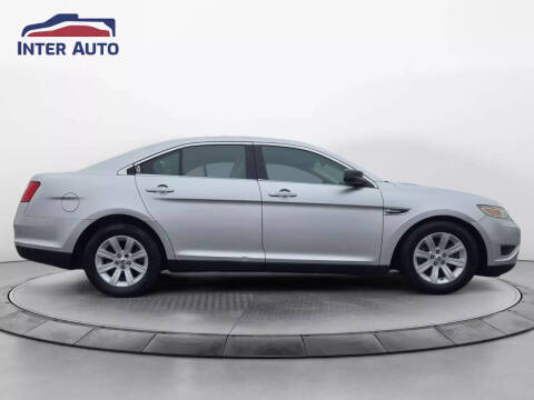 2011 Ford Taurus SE