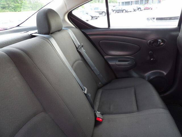 2015 Nissan Versa 1.6 S