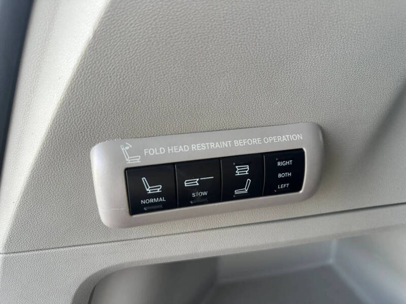 2016 Chrysler Town and Country Limited