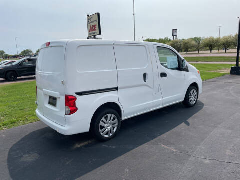 2017 Nissan NV200 S