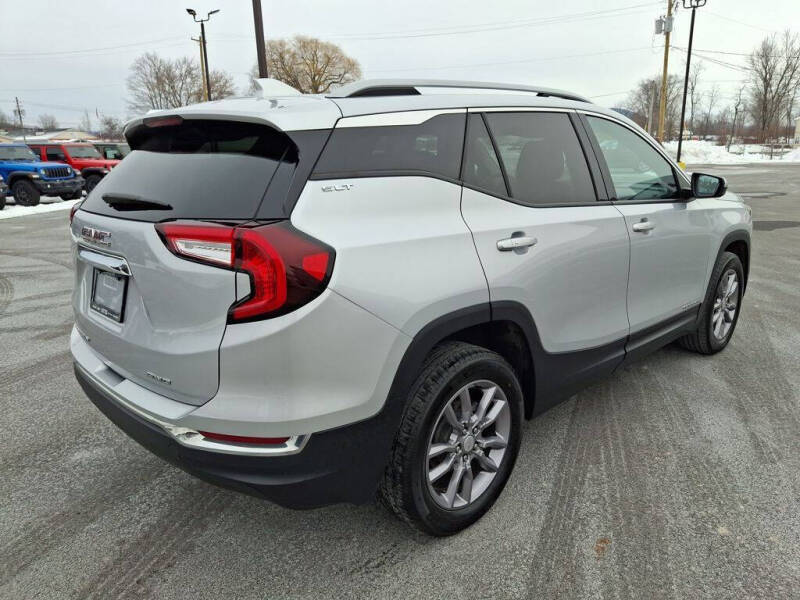 2022 GMC Terrain SLT