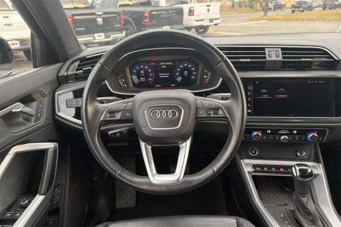 2024 Audi Q3 quattro S line Premium 45 TFSI